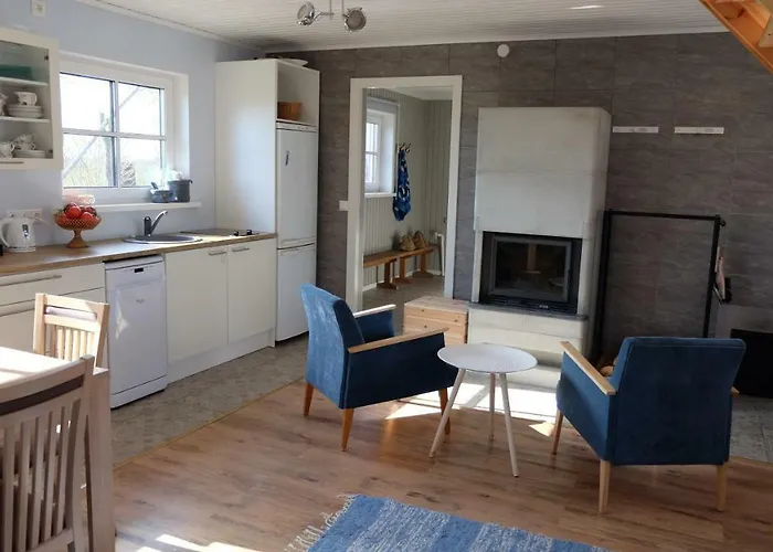 Puhkemaja Semesterbostad Tahula